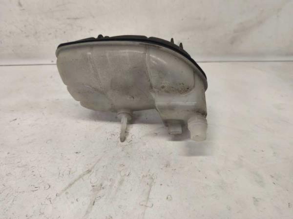 VASE D EXPANSION MERCEDES - Vue 2